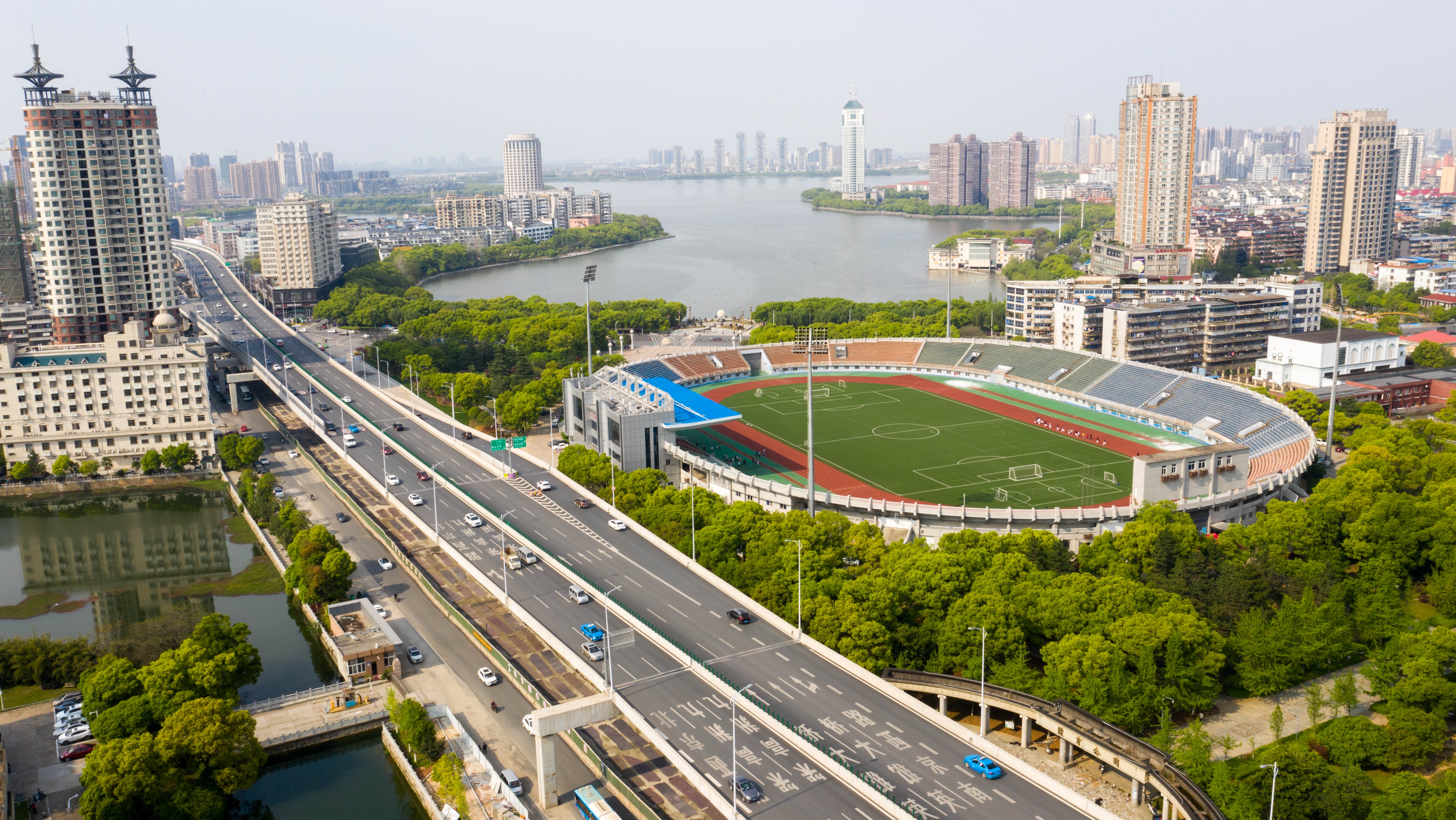 洪都大道航拍2.jpg 洪都大道航拍2.jpg